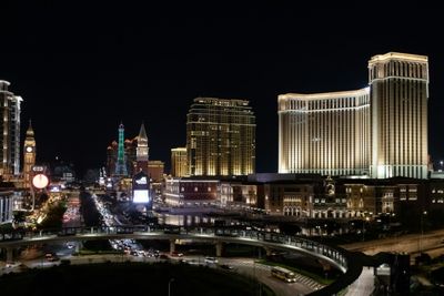 Macau casino giants win licence renewals, Malaysia's Genting loses bid