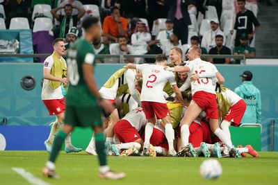 Poland defeat Saudi Arabia 2-0 in pulsating World Cup clash