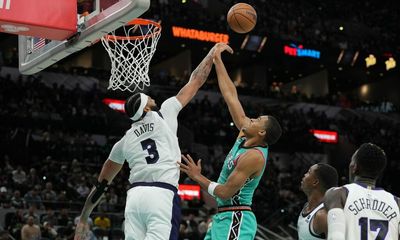 Lakers vs. Spurs: Lineups, injuries and broadcast info for Saturday