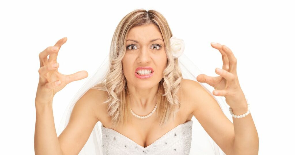 Bride yells at dad after family rack up £165 fine on…