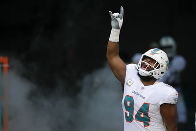 Who the experts are taking in Dolphins vs. Texans