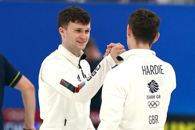 Bruce Mouat wins third consecutive European Curling Championships title