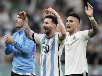Lionel Messi's goal revives Argentina's World Cup hopes