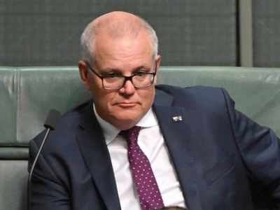 PM urges Morrison apology for ministries
