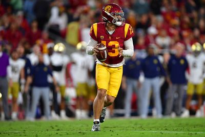 USC QB Caleb Williams flagged for offensive pass interference