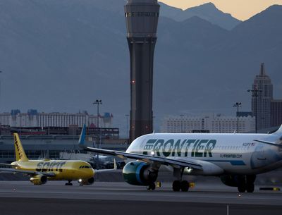 Frontier Airlines drops its customer service line