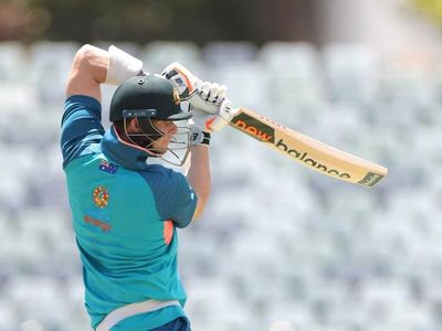 Hip issue limits Smith in Test build-up