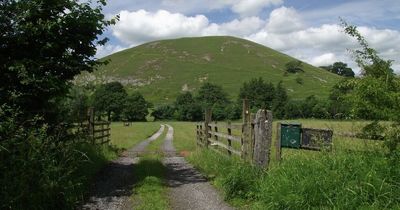 The autumn walk an hour from Greater Manchester through two stunning villages