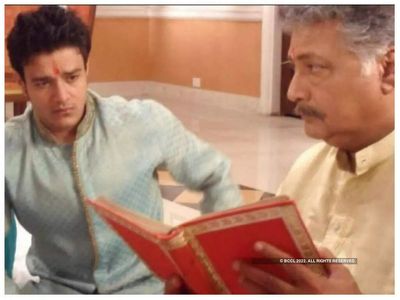 For actors like us, he was an acting institution: Aniruddh Dave on Vikram Gokhale