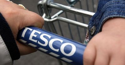 Tesco shopper shares trick to unlock supermarket trolleys without a £1 coin