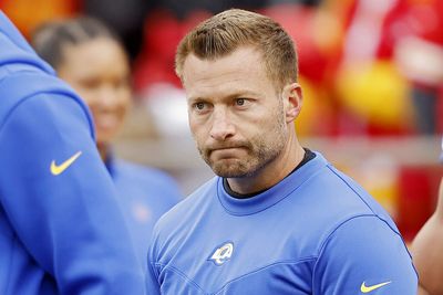 Watch: Sean McVay takes blindside shot to chin from Rams player on sideline