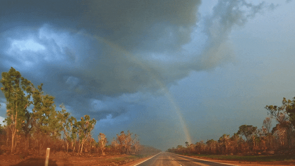 Chasing Bolts documentary follows the storm chasers seduced by nature's raw power in Australia's outback