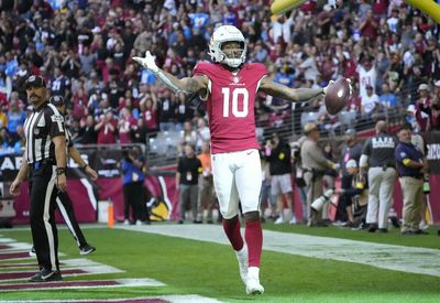 DeAndre Hopkins makes astonishing grab with one hand for Cardinals