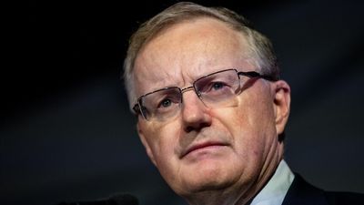 RBA Governor Philip Lowe apologises to Australians struggling with mortgages