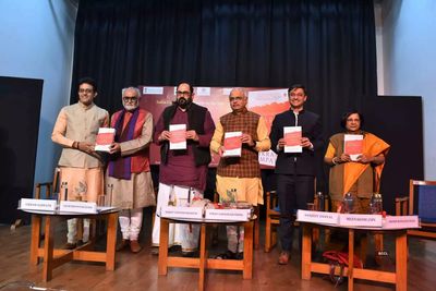 Vikram Sampath's 'Brave Hearts of Bharat, Vignettes from Indian History' launched