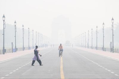 NCR Pollution: Delhi Air Remains In 'Very Poor' Category With AQI 300 to 400 At Most Places