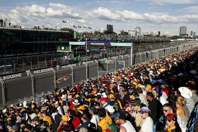 Record F1 crowd prompts Australian GP seating rethink