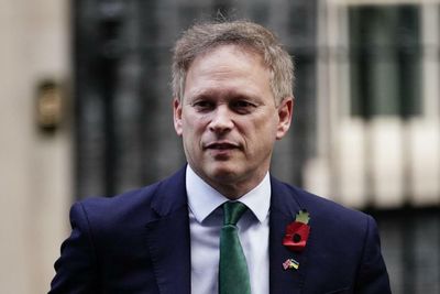 Unions should stop 'grandstanding' and settle disputes, says Grant Shapps