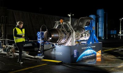 Rolls-Royce and easyJet test aircraft engine running on hydrogen