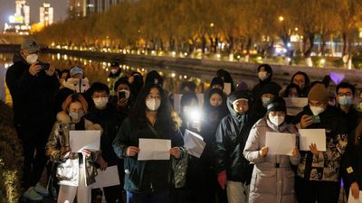 Beijing maintains zero-COVID policies despite unprecedented protests