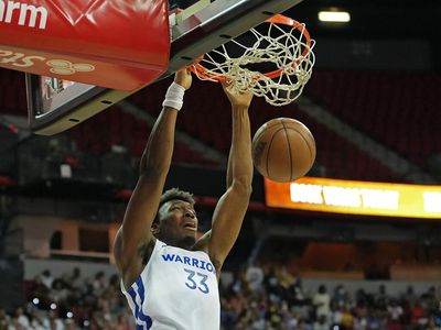 Watch: James Wiseman hammers powerful one-handed dunk in G League