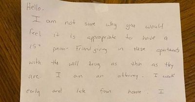 Neighbour leaves narky note on door of person hosting six friends for dinner