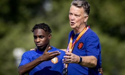 Louis van Gaal demands respect for the Netherlands before Qatar showdown