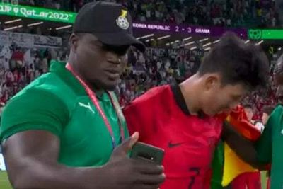 World Cup 2022: Ghana staff member takes selfie with despondent Heung-min Son after victory over South Korea