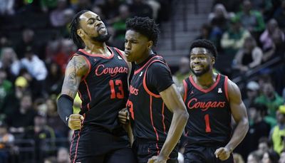Houston tops AP men’s basketball poll for first time since 1983