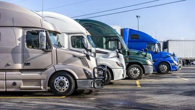 The Federal Government's Plan to Track Truckers' Every Movement Is a Privacy Nightmare