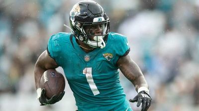 Jaguars Provide Injury Update on RB Travis Etienne