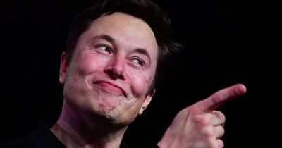 Elon Musk claims Apple threatened to delete Twitter from App Store in series of tweets