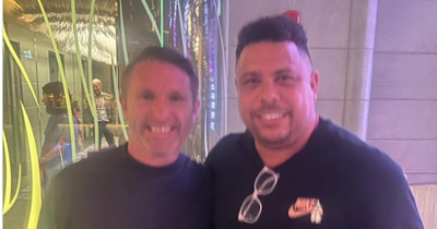 Robbie Keane snapped with Brazil legend Ronaldo in Qatar