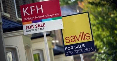 UK homeowners settling for lower prices as housing market continues to slide