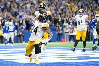 Snell runs for go-ahead TD, Steelers hold off Colts 24-17