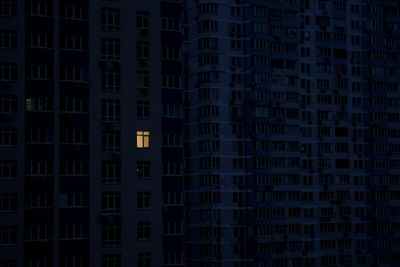 Ukraine struggles to restore full power after Russian attacks