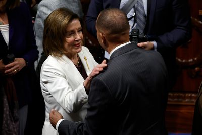 Hakeem Jeffries: No upgrade on Pelosi