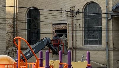 Removal of beloved statue from shuttered Pilsen church underway