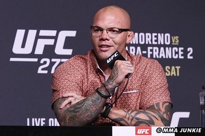 Anthony Smith responds to Conor McGregor’s rant over USADA criticism, wonders why ‘different rules apply to him’