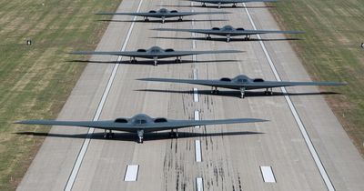 America wheels out nuclear stealth bombers as sign of strength