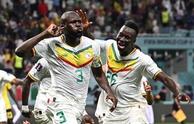 Senegal book place in World Cup last 16 with 2-1 win over Ecuador