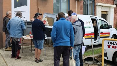 Food van deliveries helping communities further afield in southern Tasmania