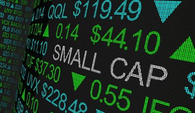 1 Small-Cap Stock to Add to Your Portfolio This Week and 1 to Sell