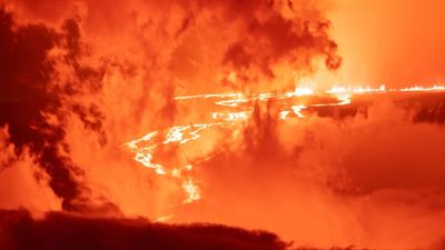 Mauna Loa Eruption Gives Hawaii Another Tourism Draw