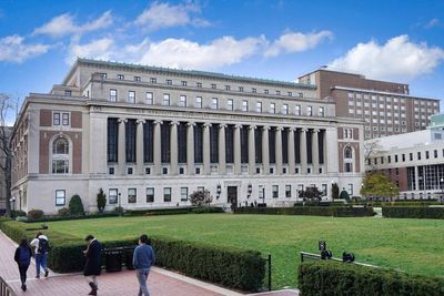 Columbia University alum sues author and professor Sheena Iyengar for gender discrimination