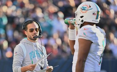 Mics caught Dolphins’ Mike McDaniel hilariously roasting Tua Tagovailoa’s technique right to his face