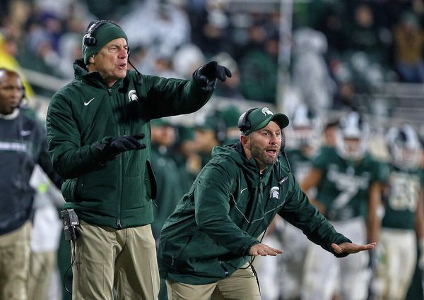 Former MSU football DC wins coach of the year award