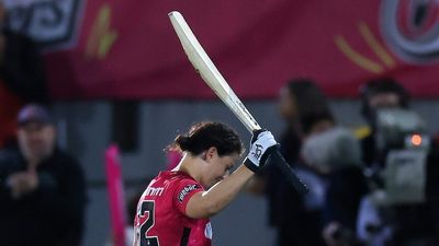 Retiring cricket great Nicole Bolton worries about mental health of next generation of female players