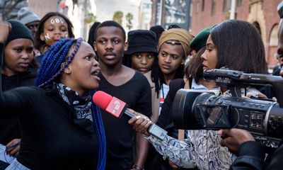 ‘Culture of exclusion’ keeps women of colour from top media jobs, report reveals