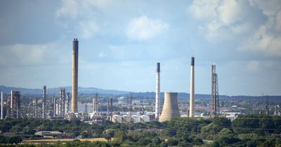 Essar Oil to build £360m carbon capture plant at Stanlow refinery